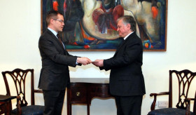 Latvian Ambassador presents copies of credentials to Minister Nalbandian