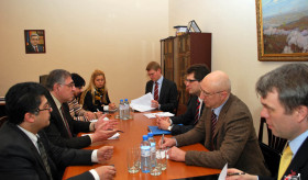  Deputy Minister Armen Kirakossian meets with the Director of the OSCE
