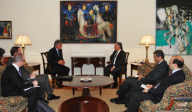 Minister Nalbandian meets with the UK special representative to South  Caucasus