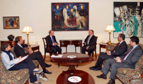 Minister Nalbandian met with EPP President Martens