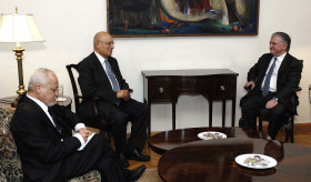Minister Nalbandian received Fatah delegation