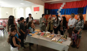 Ambassador Aghajanian visited Armenian school