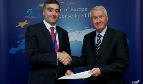 Ambassador Armen Papikian presented his credentials to the CoE Secretary General