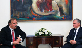Minister Nalbandian meets with Georgian FM