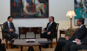 Minister Nalbandian received MEP Vigenin