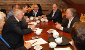 Minister Nalbandian meets OSCE MG co-chairs