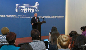 Transcript of Minister Nalbandian's press-conference