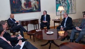 Minister Nalbandian Received NATO Special Representative