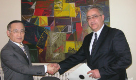 Korea's Ambassador presented his credentials to the DM Manassarian