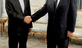 Minister Nalbandian visits Iran