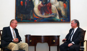 Minister Nalbandian received chairman of the foreign committee of Bundestag