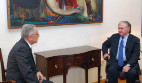 Albanian Ambassador peresented credentials to Minister Nalbadian