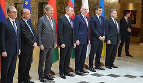 Zohrab Mnatsakanyan a participé à la réunion informelle des Ministres des Affaires étrangères des pays du Partenariat oriental à Minsk