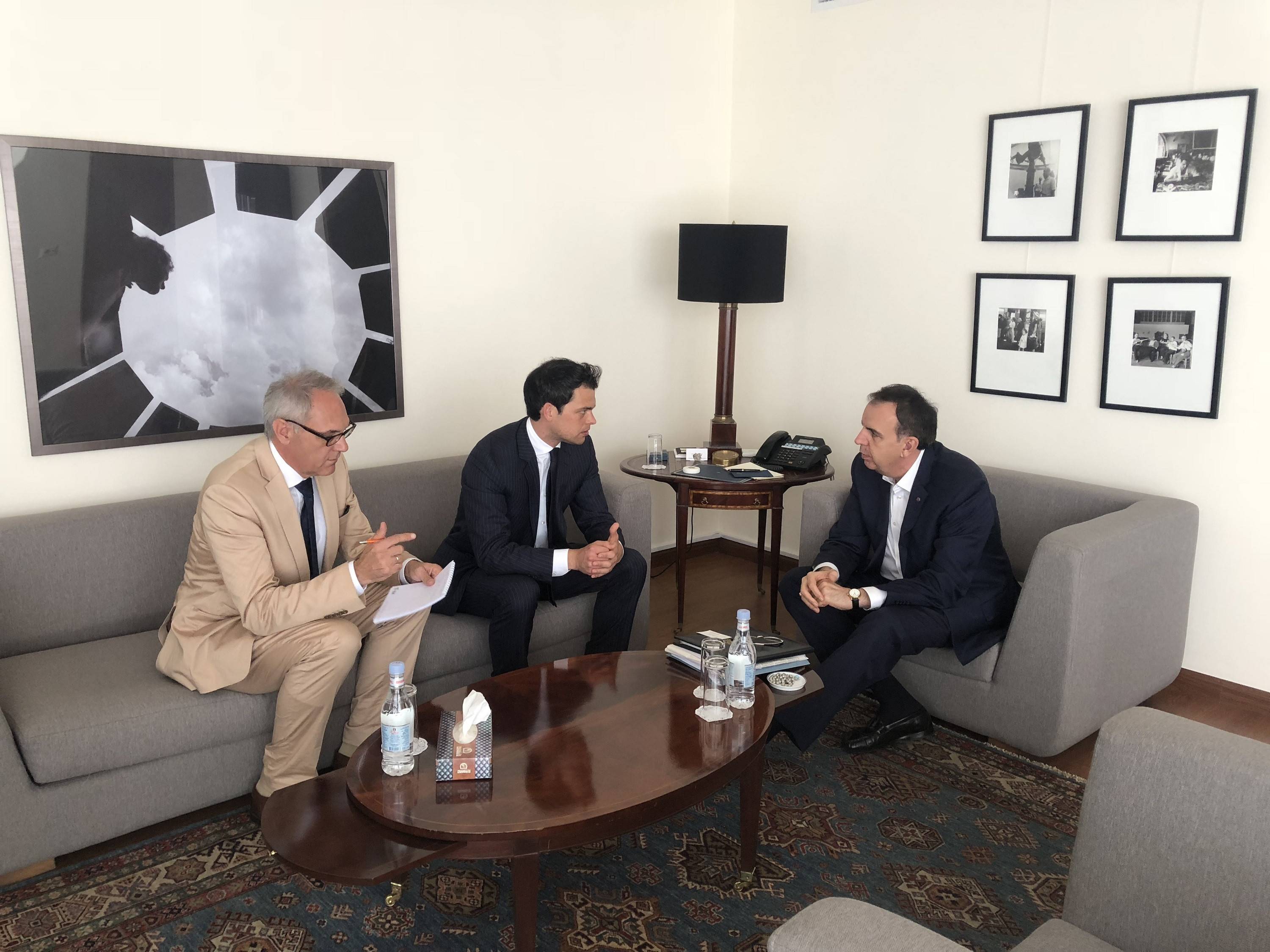 Заместитель министра иностранных дел Карен Назарян встретился с докладчиком по Армении в Бундестаге Германии