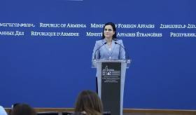 ԱԳՆ մամուլի խոսնակի ժամանակավոր պաշտոնակատար Աննա Նաղդալյանի ճեպազրույցը