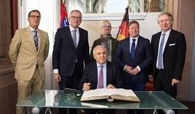 Գերմանիայում Հայաստանի դեսպան Աշոտ Սմբատյանի այցը Մանհայմ քաղաք