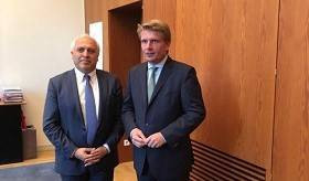 Դեսպան Սմբատյանի և ԳԴՀ  տնտեսության և էներգետիկայի դաշնային նախարարության պետքարտուղար Թոմաս Բարայսի հետ հանդիպումը