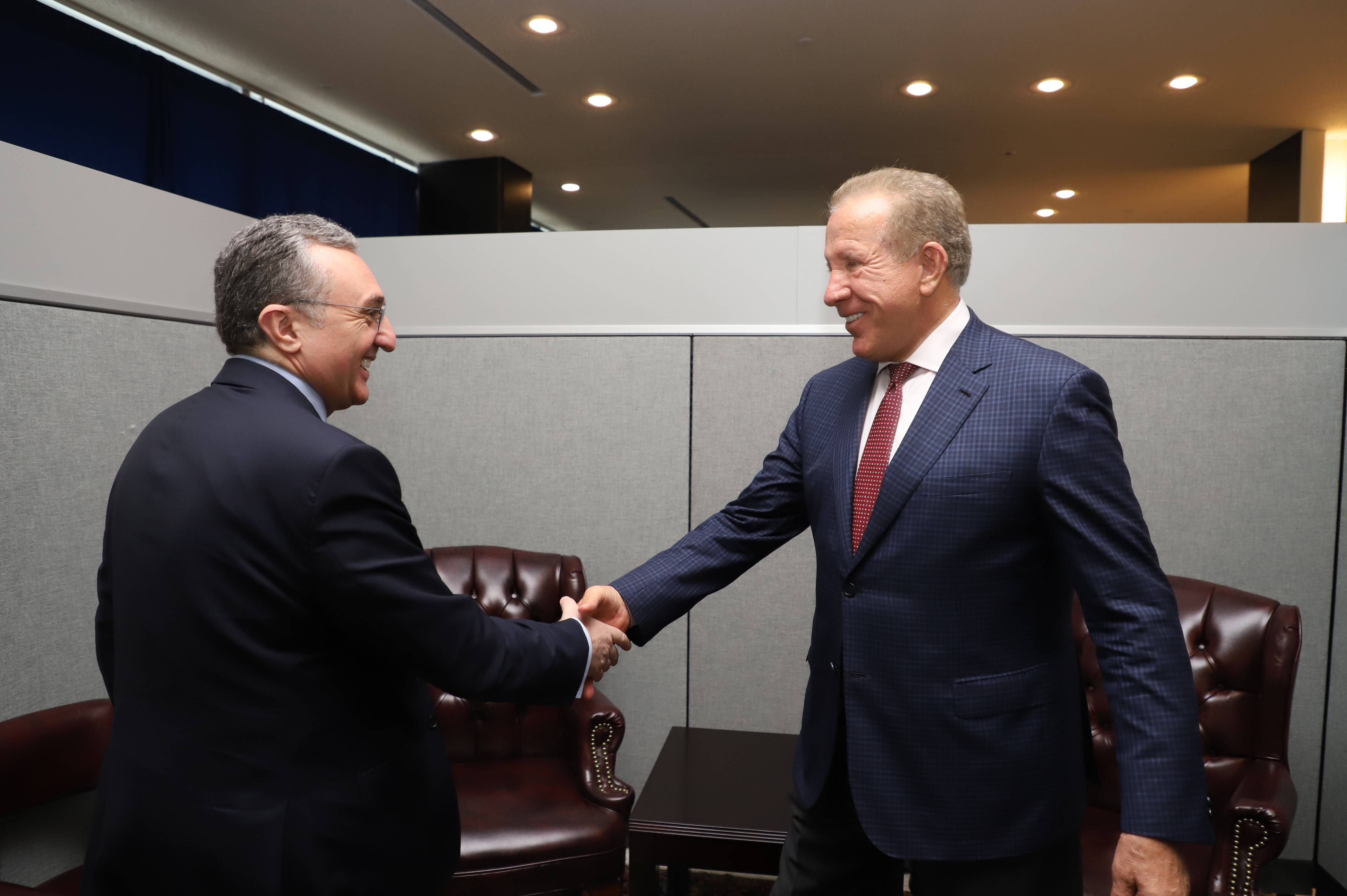 Foreign Minister of Armenia met with Behgjet Pacolli, Foreign Minister Kosovo