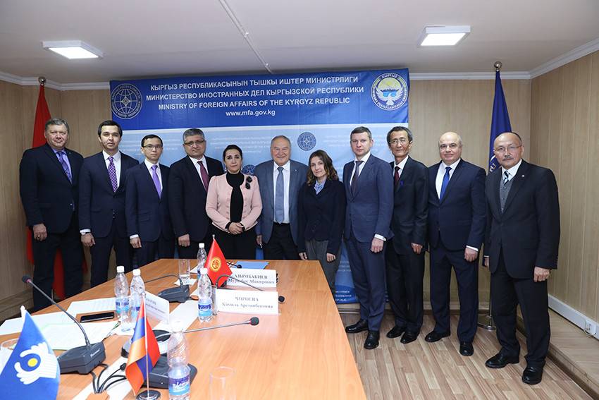 ԱՊՀ երկրների արտգործնախարարությունների տեղեկատվական ոլորտի պատասխանատուների խորհրդակցություններ Բիշքեկում