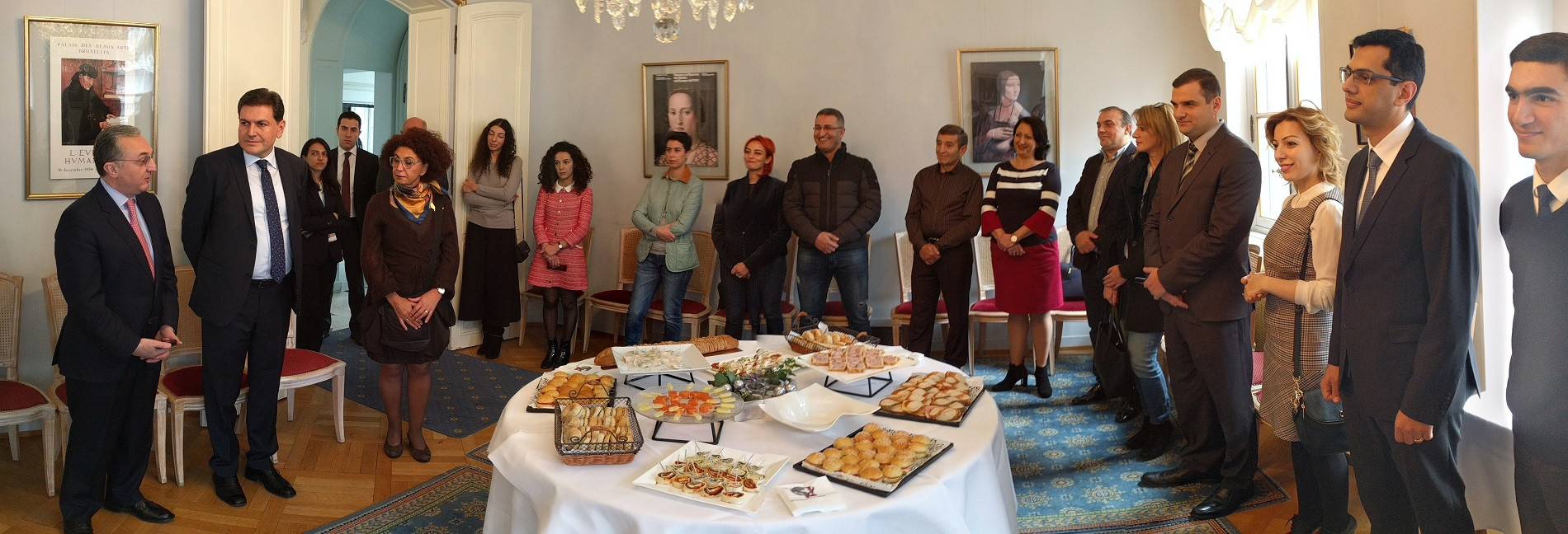 Zohrab Mnatsakanyan met with the Armenian community in Strasbourg and Council of Europe officials of Armenian descent