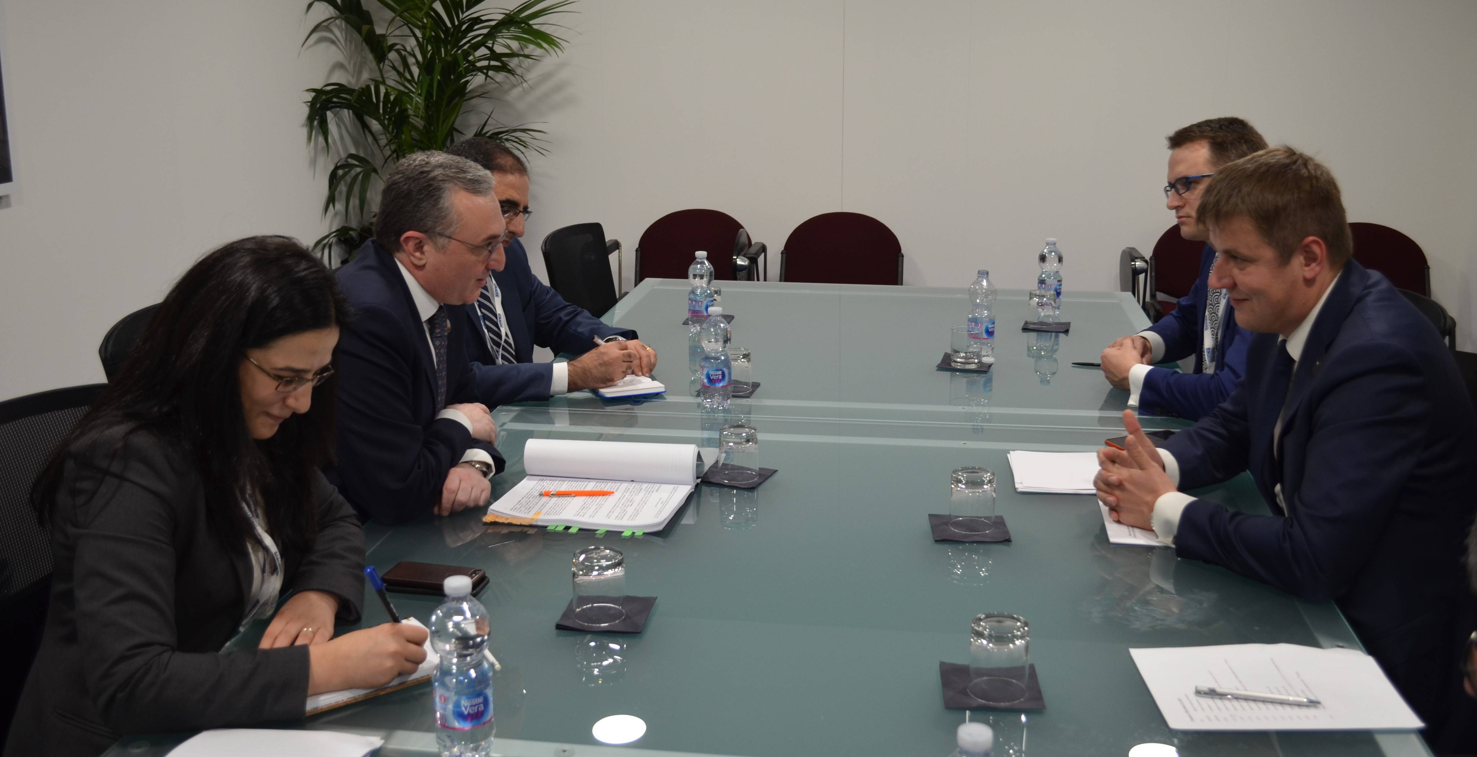 Zohrab Mnatsakanyan met with the Foreign Minister of the Czech Republic