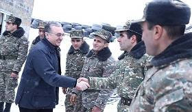 Acting FM of Armenia Zohrab Mnatsakanyan visited the frontline of the Armed Forces of Armenia