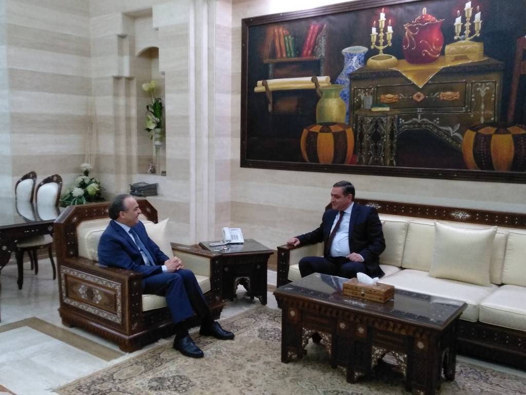 Դեսպան Գևորգյանի հանդիպումը ՍԱՀ վարչապետի հետ