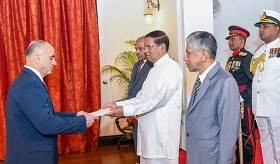 Դեսպան Արմեն Մարտիրոսյանն իր հավատարմագրերը հանձնեց Շրի Լանկայի նախագահին