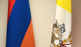 Դեսպան Կարեն Նազարյանը հավատարմագրերի պատճենը հանձնեց Սուրբ Աթոռի պետքարտուղարի ընդհանուր հարցերով փոխանորդին