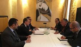 Զոհրաբ Մնացականյանը հանդիպեց Եգիպտոսի արտաքին գործերի նախարարին