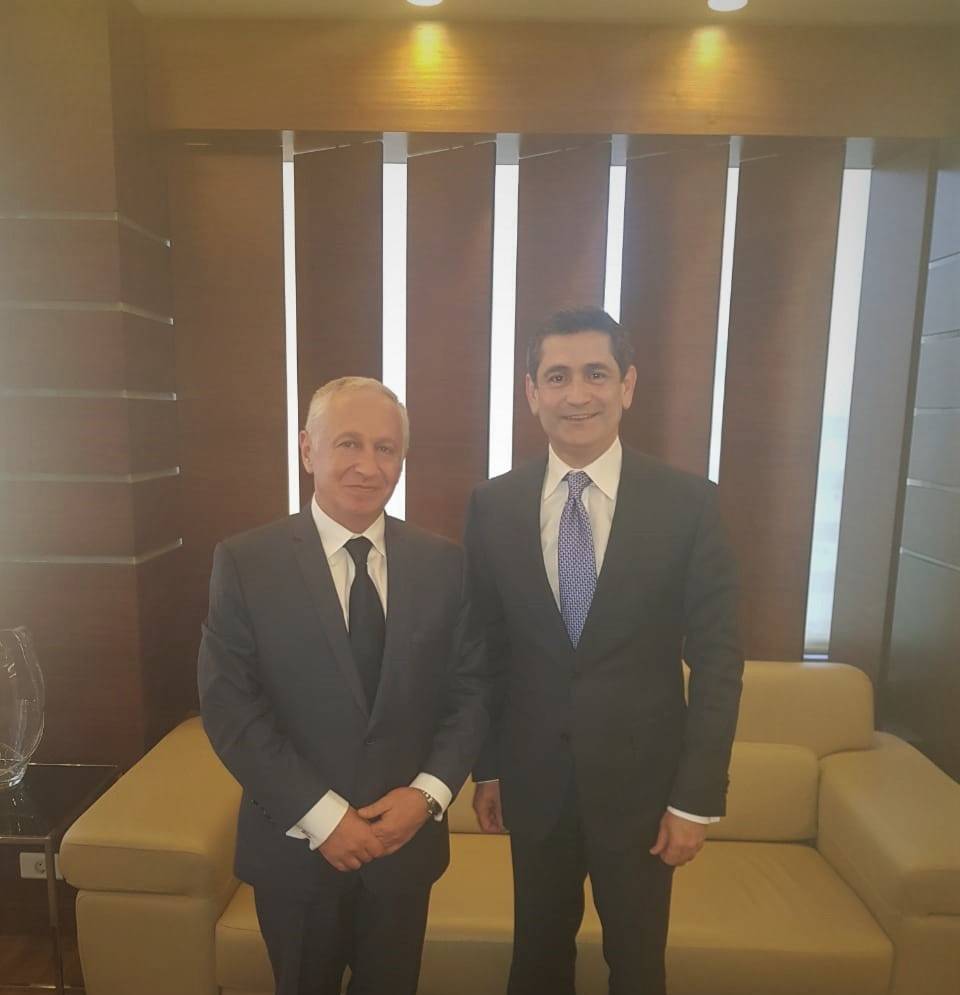 Դեսպան Աթաբեկյանի հանդիպումը Լիբանանի սոցիալական հարցերի նախարարի հետ