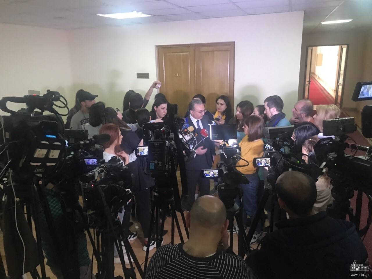 ՀՀ ԱԳ նախարար Զոհրաբ Մնացականյանի ճեպազրույցը լրագրողների հետ Ազգային Ժողովում