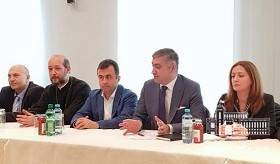 Դեսպան Արմեն Պապիկյանի հանդիպումը Ավստրիայի հայ համայնքի ներկայացուցիչների հետ