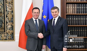 Դեսպան Սամվել Մկրտչյանի հանդիպումը Լեհաստանի Սեյմի նախագահի հետ