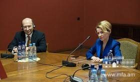 Դեսպան Տիգրան Մկրտչյանի և Լատվիայի խորհրդարանի Լատվիա-Հայաստան բարեկամական խմբի անդամների հանդիպումը