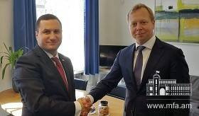 Նիդերլանդներում ՀՀ դեսպանի հանդիպումը Ազատության ու ժողովրդավարության ժողովրդական կուսակցության արտաքին քաղաքական հարցերով խոսնակի հետ