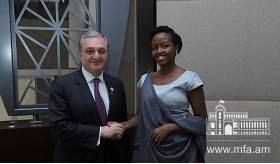 Foreign Minister of Armenia met with Minister of ICT and Innovation of Rwanda
