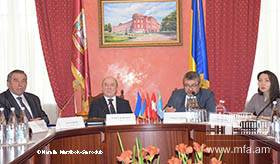 Դեսպան Տիգրան Սեյրանյանը մասնակցեց Տարաս Շևչենկոյի անվան Կիևի ազգային համալսարանում կազմակերպված կլոր սեղանին