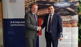 Դեսպան Մկրտումյանի այցը Աբու Դաբիի Սորբոն համալսարան