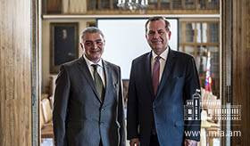 Չեխիայում ՀՀ դեսպան Աշոտ Հովակիմյանի հանդիպումը Պրահայի Կարլի համալսարանի ռեկտոր Տոմաշ Զիմայի հետ