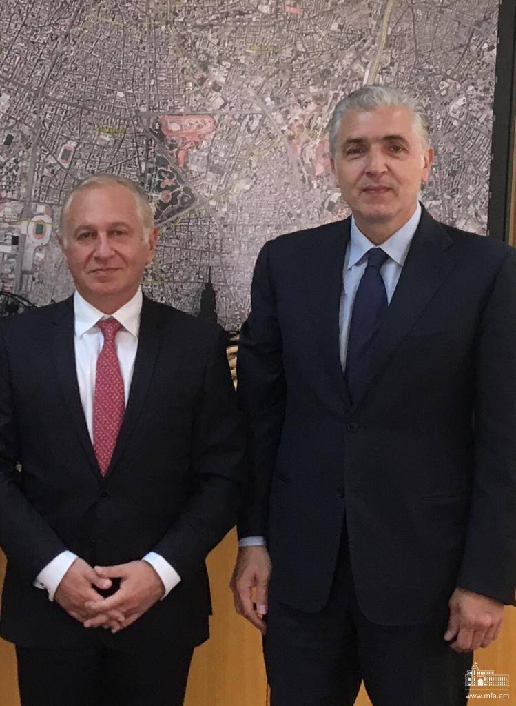 Դեսպան Աթաբեկյանի հանդիպումը Բեյրութի քաղաքապետի հետ