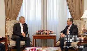 Foreign Minister of Armenia Zohrab Mnatsakanyan received Stanislav Zas, the candidate for the CSTO Secretary General of and State Secretary of the Security Council of Belarus