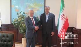 Դեսպան Թումանյանի հանդիպումն Իրանի ճանապարհների և քաղաքաշինության նախարարի հետ