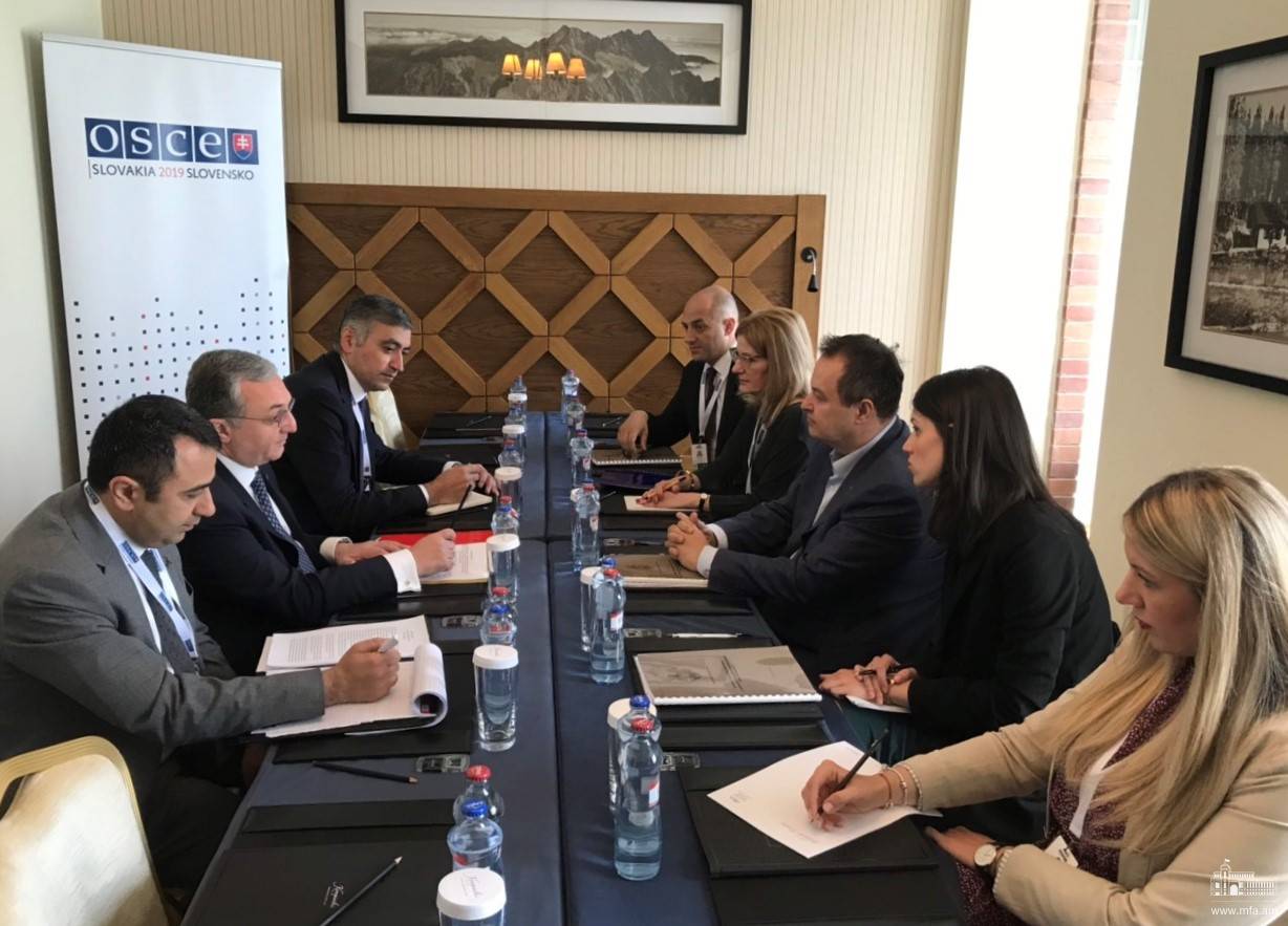 Встреча глав внешнеполитических ведомств Армении и Сербии