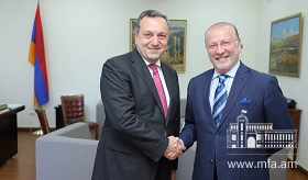 Իսպանիայի նորանշանակ դեսպանն իր հավատարմագրերի պատճենը հանձնեց ԱԳ նախարարի տեղակալին