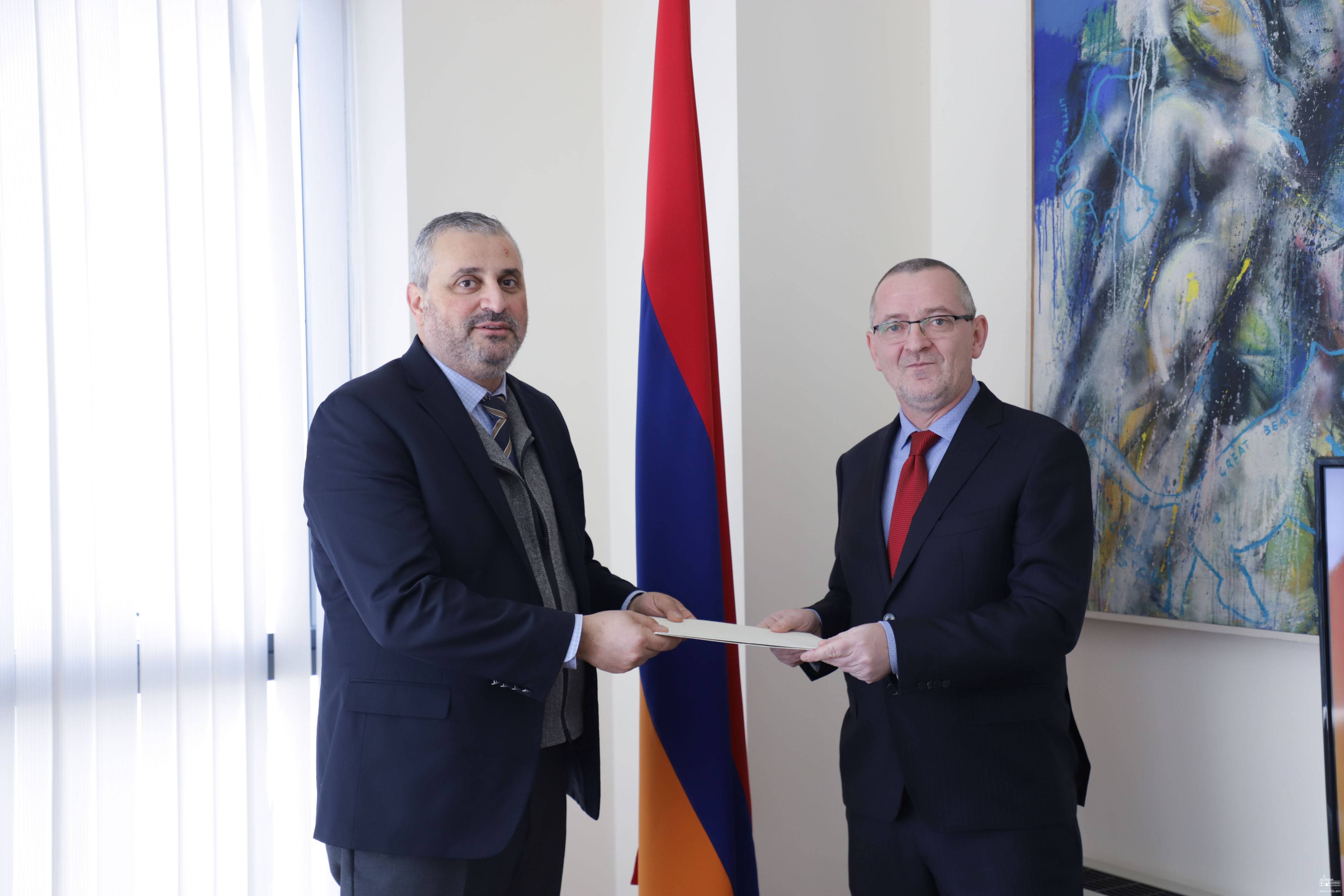 The newly appointed Ambassador of the Republic of Slovenia presented the copy of his credentials to the Deputy Foreign Minister of Armenia