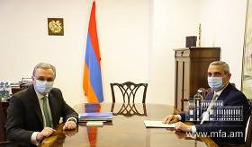 Արտգործնախարար Զոհրաբ Մնացականյանի հանդիպումը Արցախի ԱԳ նախարար Մասիս Մայիլյանի հետ
