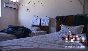 Последствия ночного ракетного обстрела Степанакерта, в результате которого ранены еще трое мирных жителей / Фотограф։ Давид Каграманян