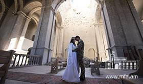 An Armenian couple got married today in the Holy Savior Cathedral (Ghazanchetsots) which was twice shelled by Azerbaijan / Photo credits: Davit Ghahramanyan