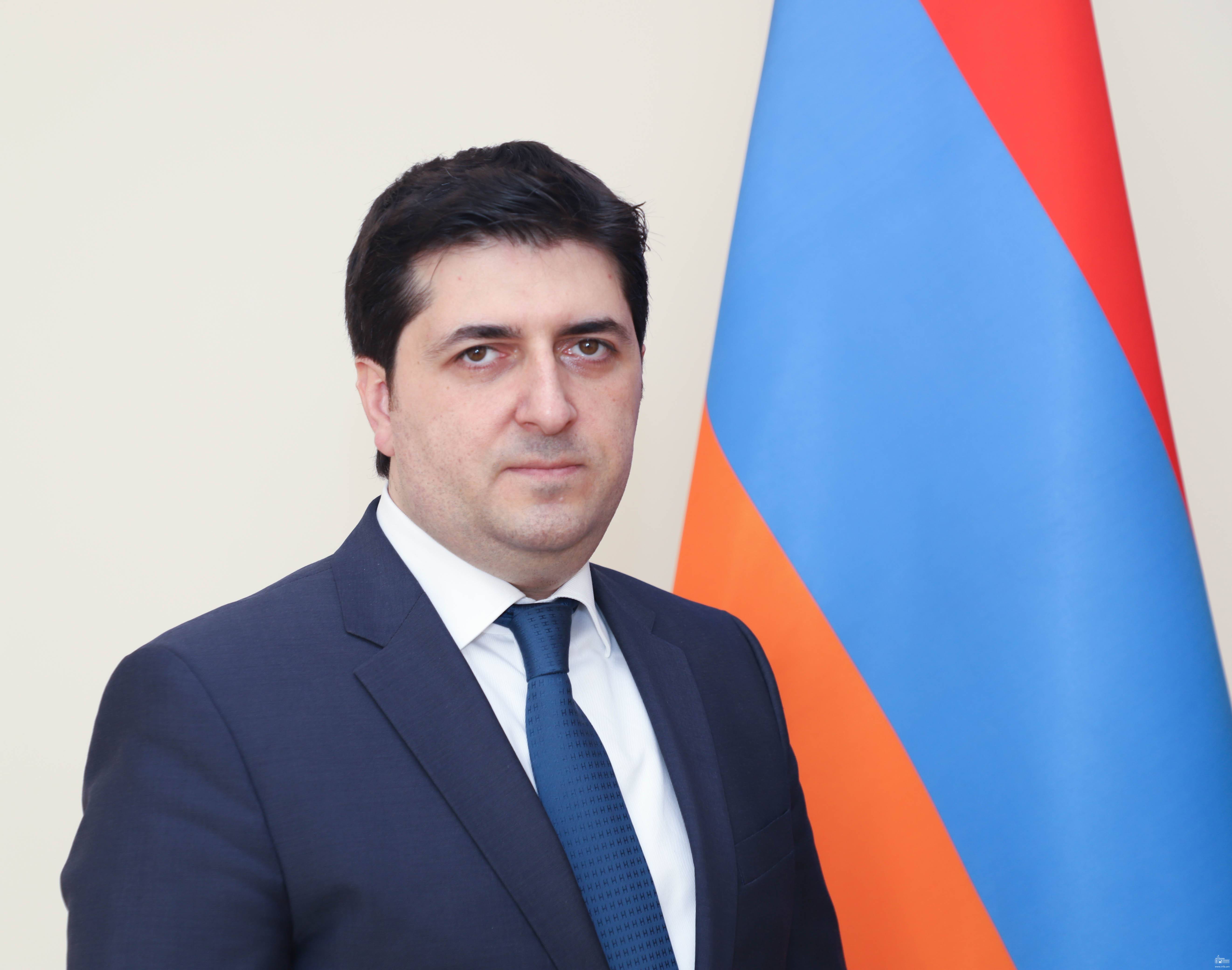 ՀՀ նախագահի հրամանագիրը Արգենտինայի Հանրապետությունում Հայաստանի Հանրապետության արտակարգ և լիազոր դեսպան նշանակելու վերաբերյալ